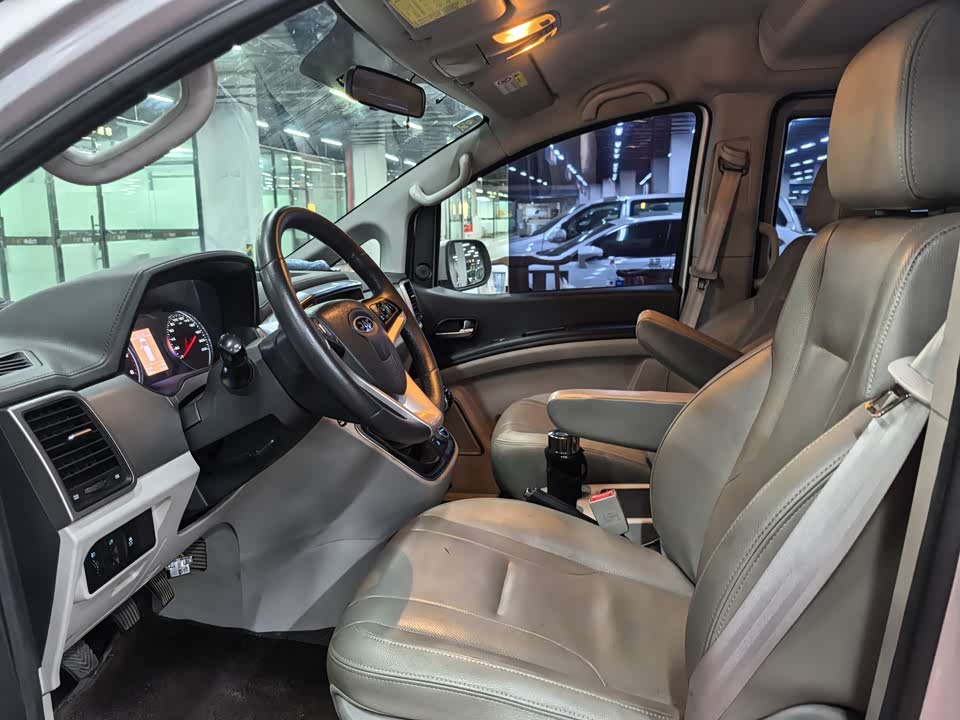 JAC Refine Ruifeng M4