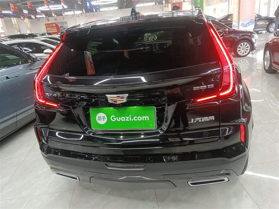 Cadillac XT4