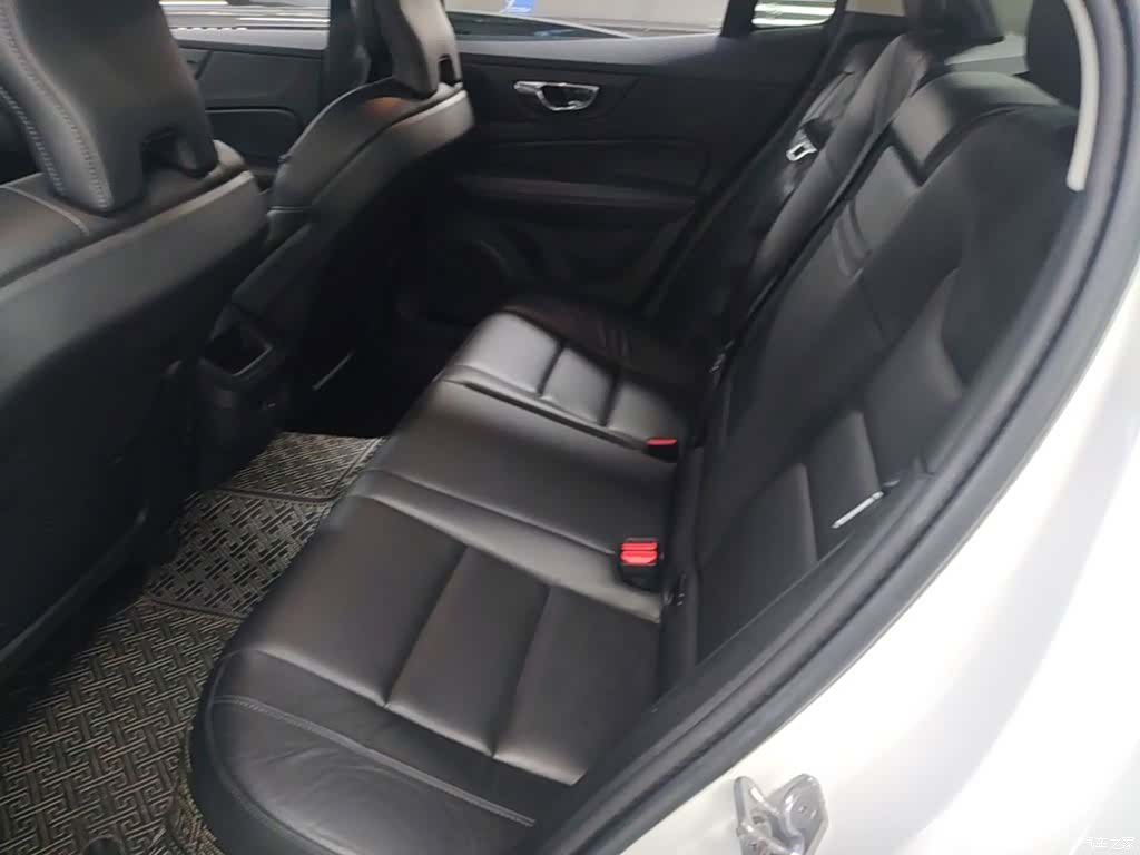 Volvo S60, 2021 17