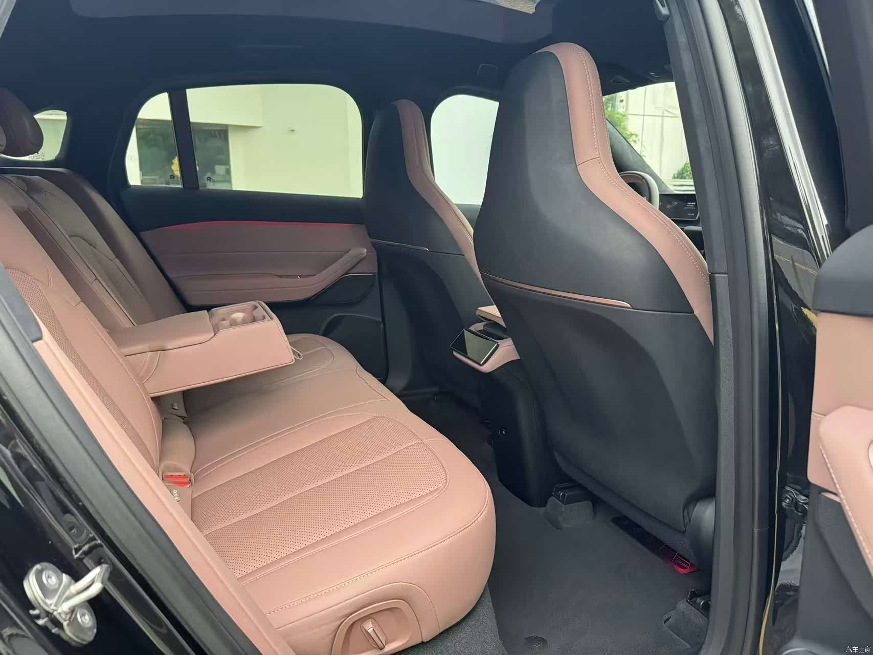 NIO EC6, 2024 11