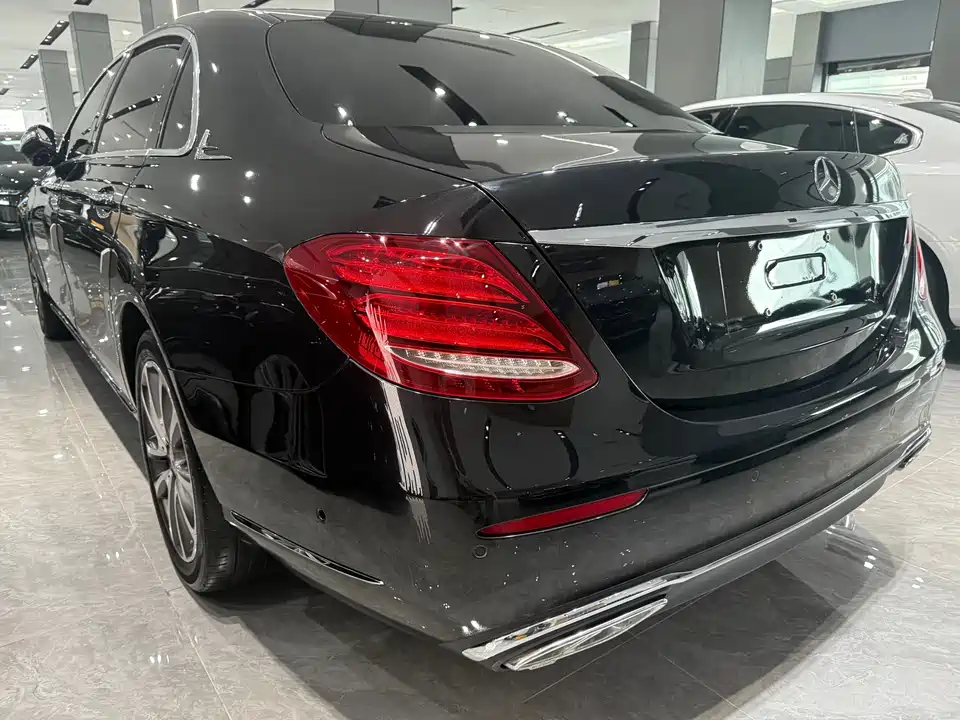 Mercedes-Benz E-class Mercedes-Benz E-class