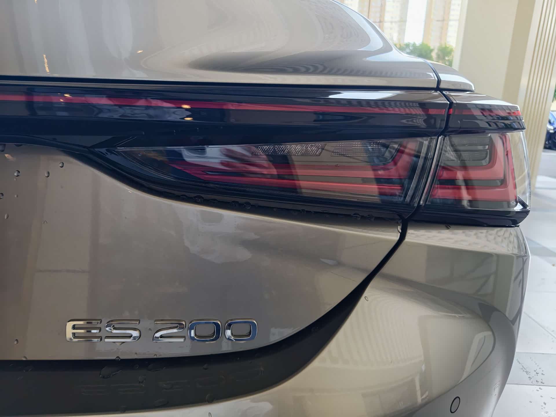Lexus ES, 2026 20