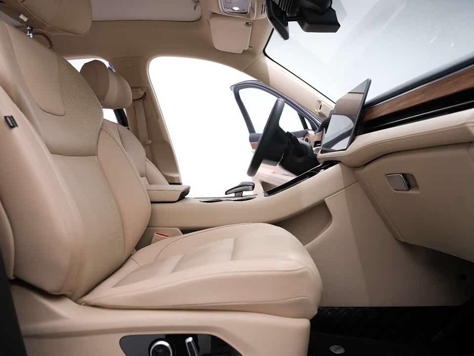 AITO Ask the world M5