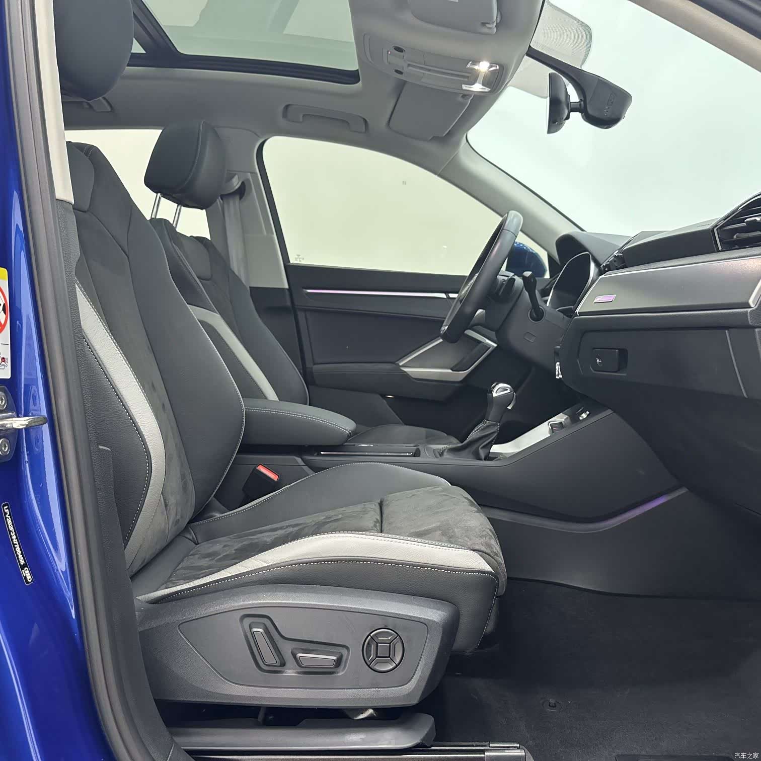 Audi Q3, 2023 8