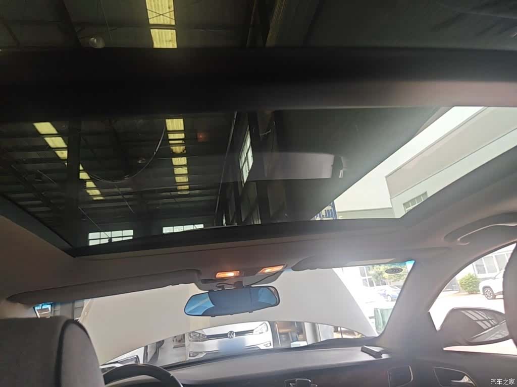 Hyundai DLX, 2014 18