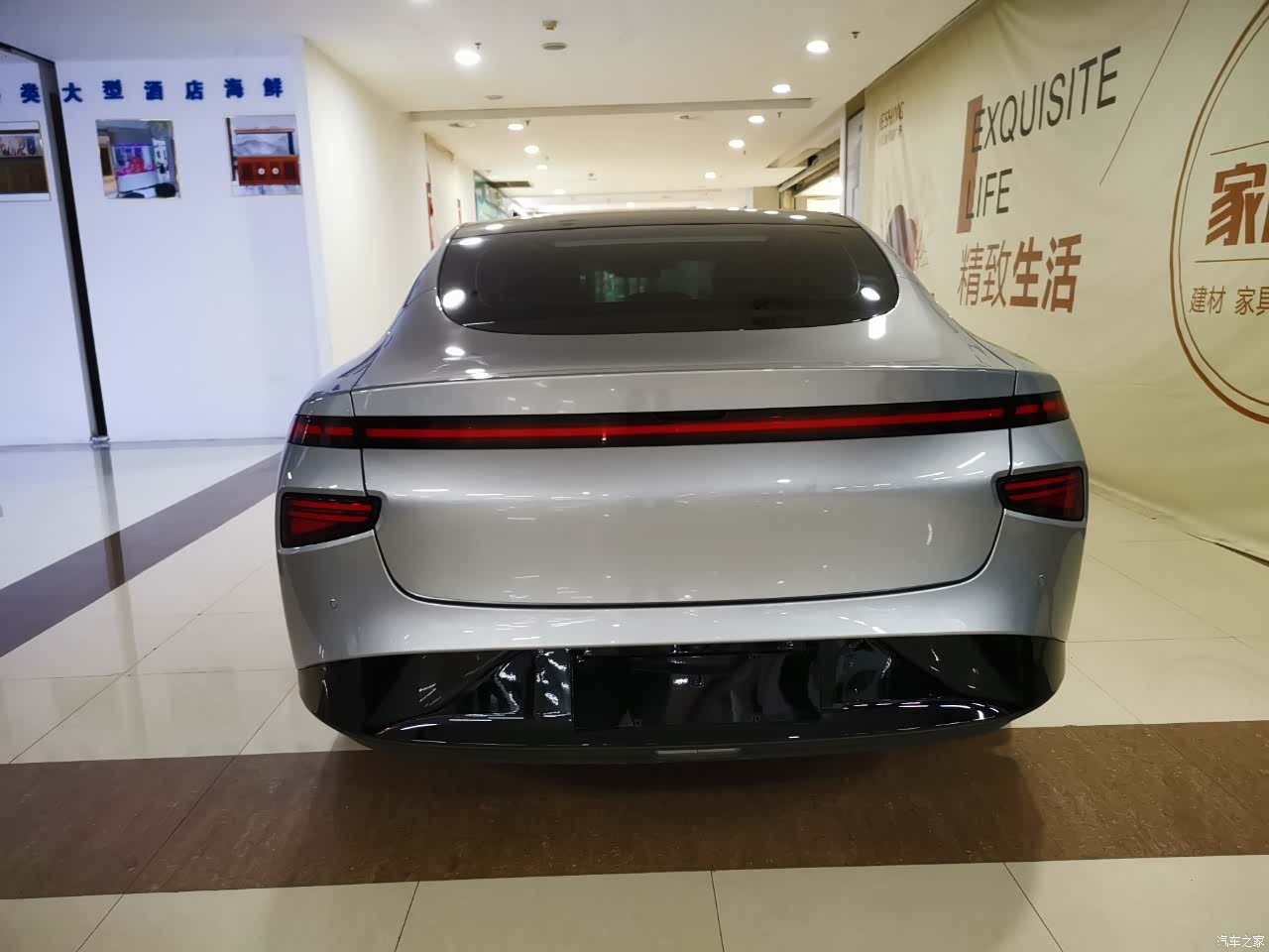 Xpeng P7, 2022 8