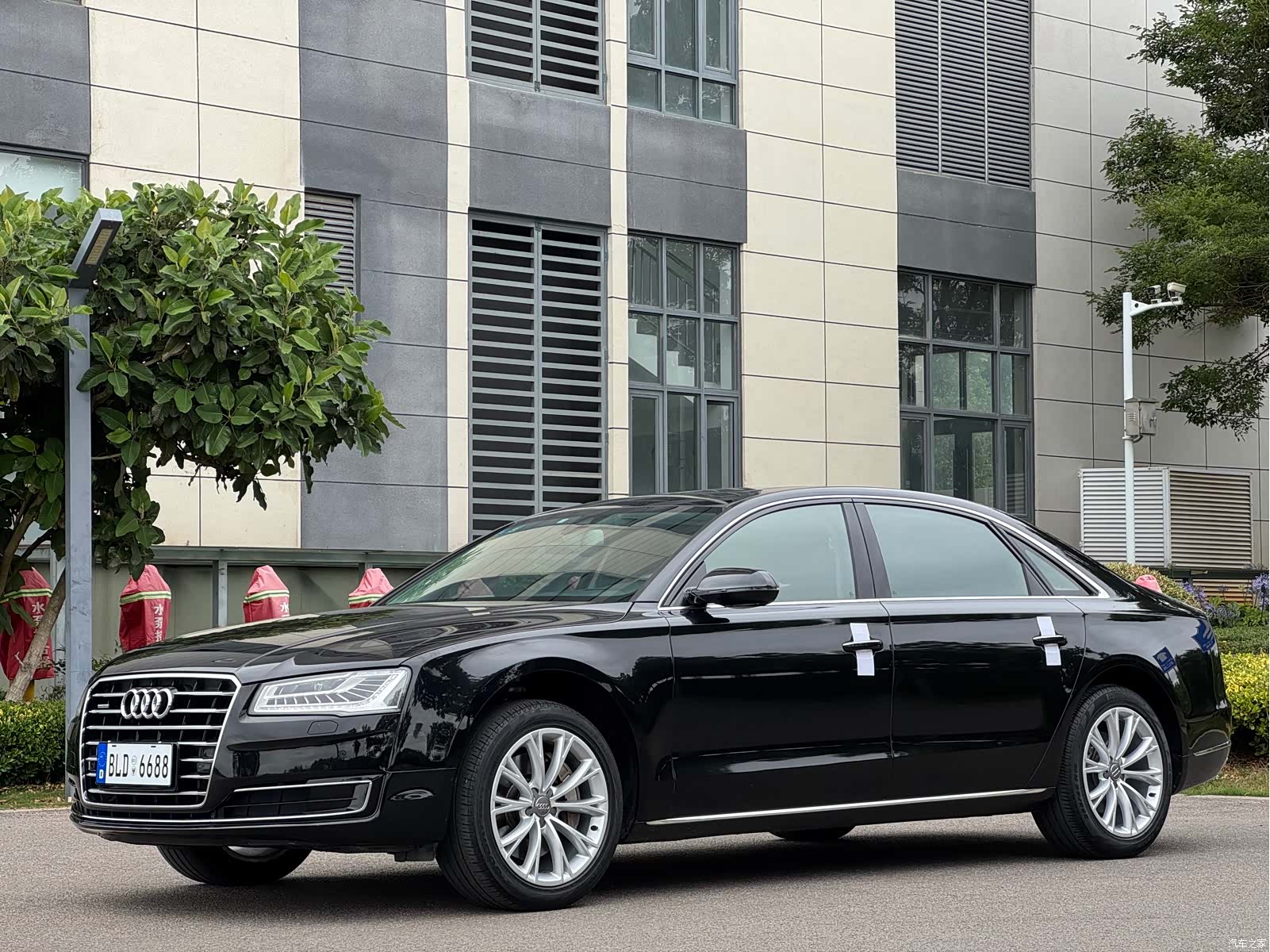 Audi A8L, 2015 3