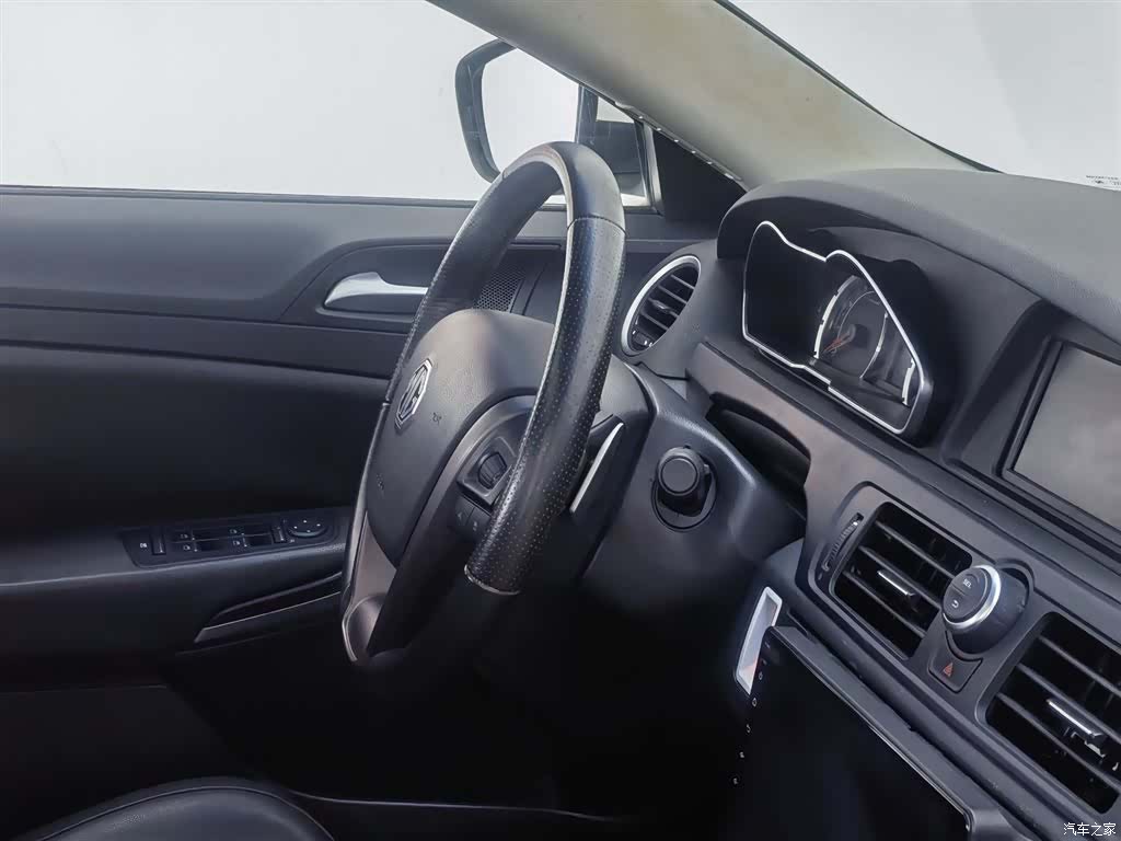 MG MG6, 2015 22