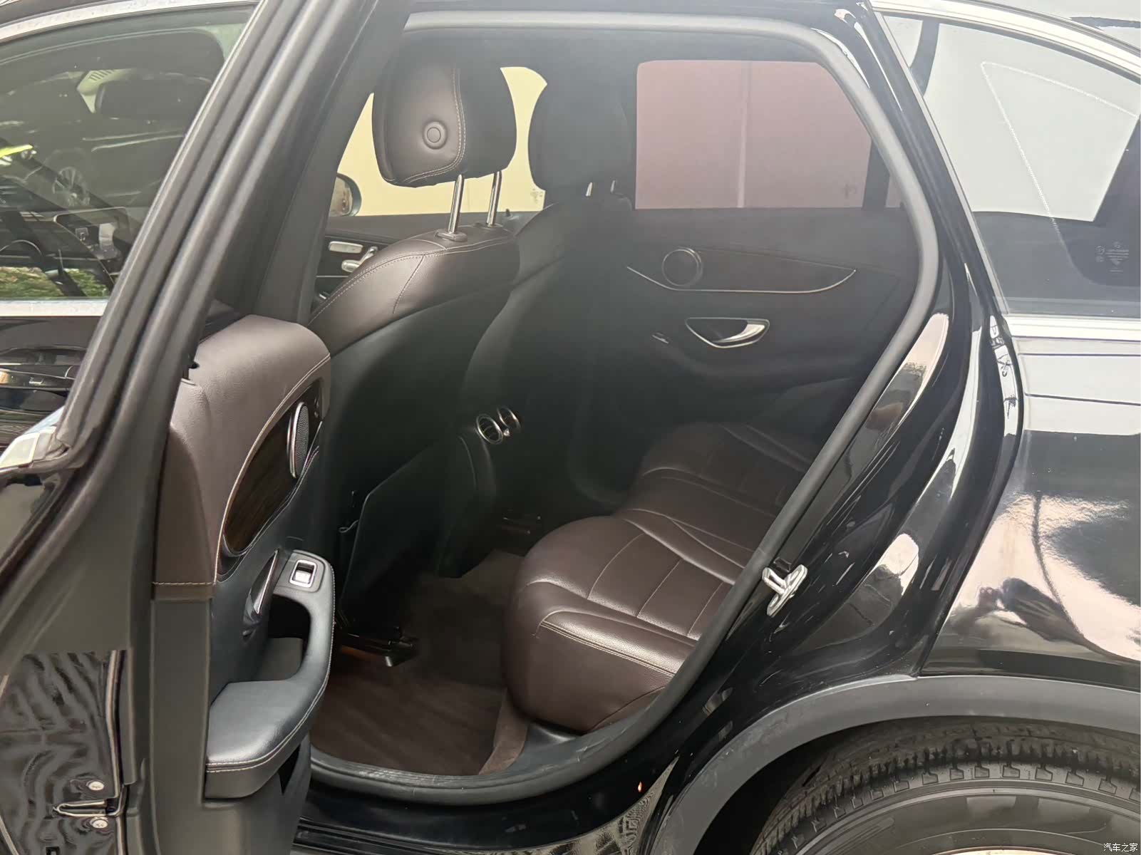 Mercedes-Benz GLC, 2018 15