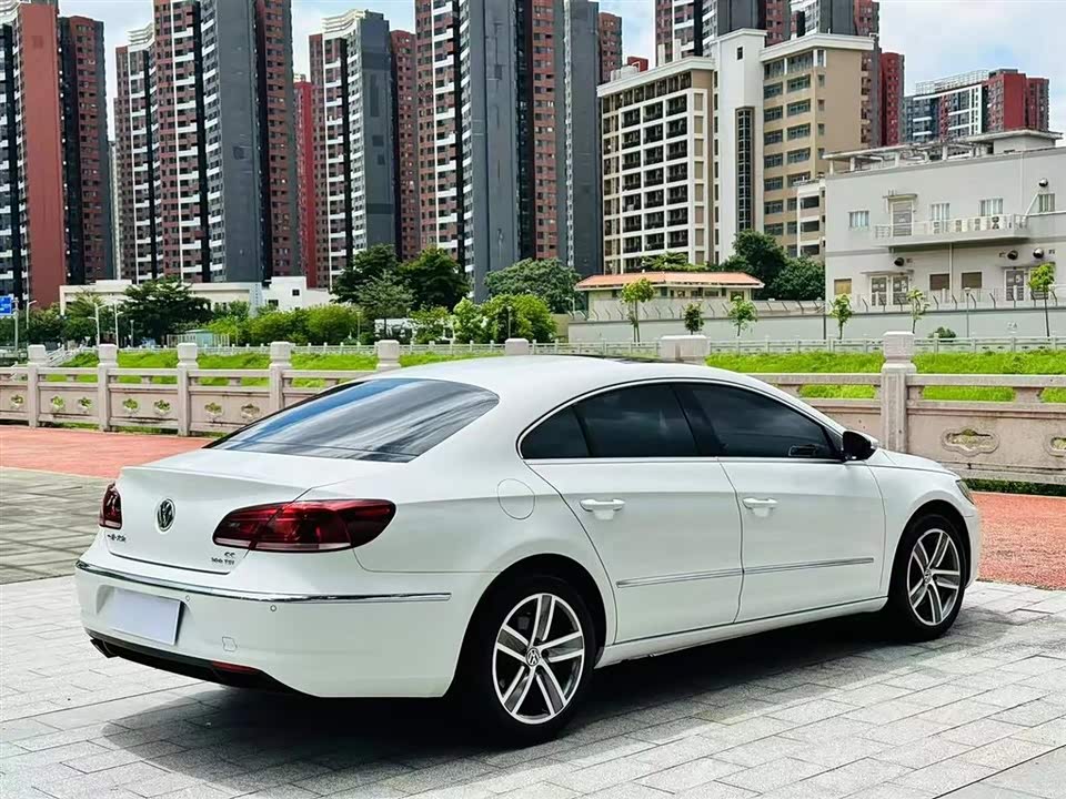 Volkswagen CC