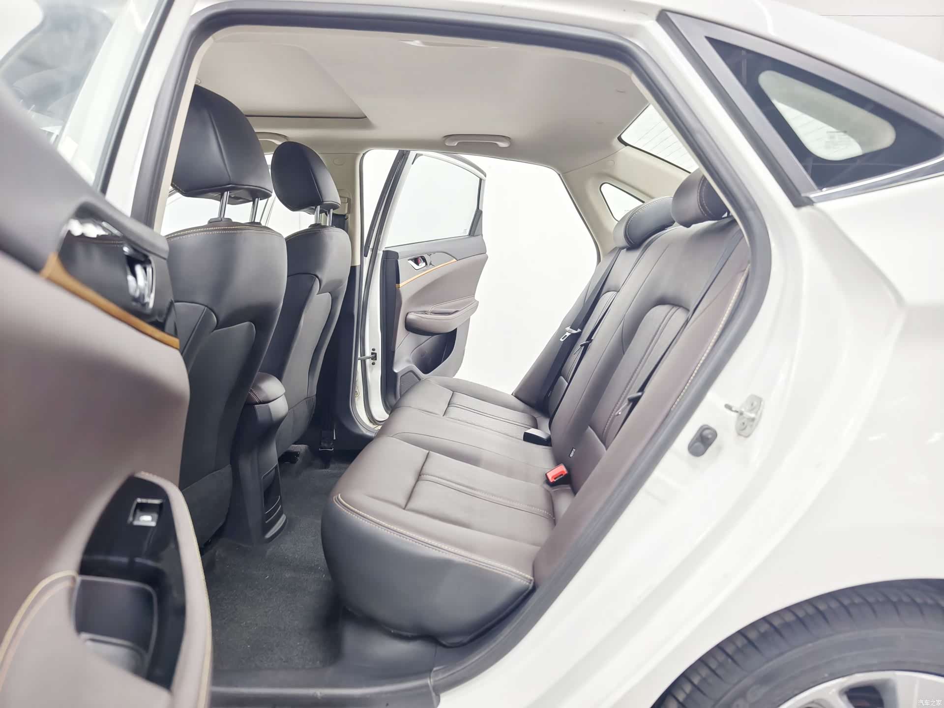 Changan Eado, 2018 13