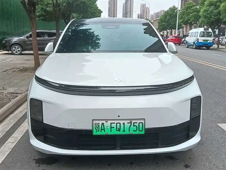 Li Auto Ideal L6
