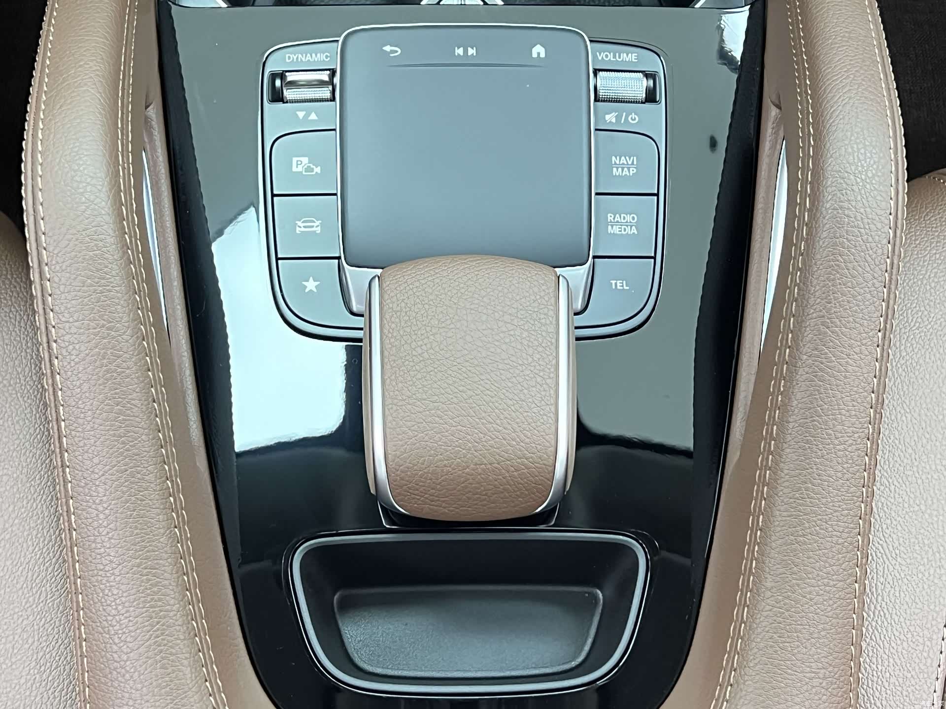 Mercedes-Benz GLE, 2026 25