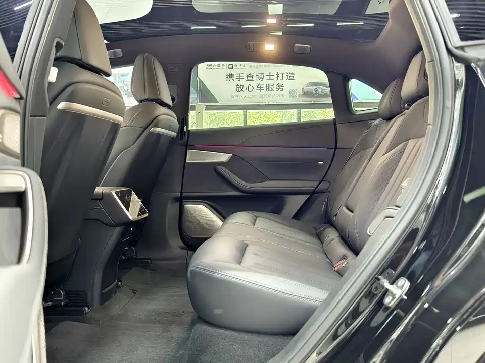 NIO L60 NIO L60