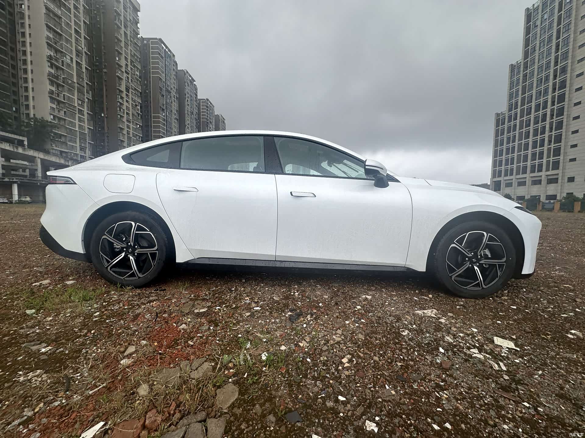 DongFeng eπ007, 2026 4