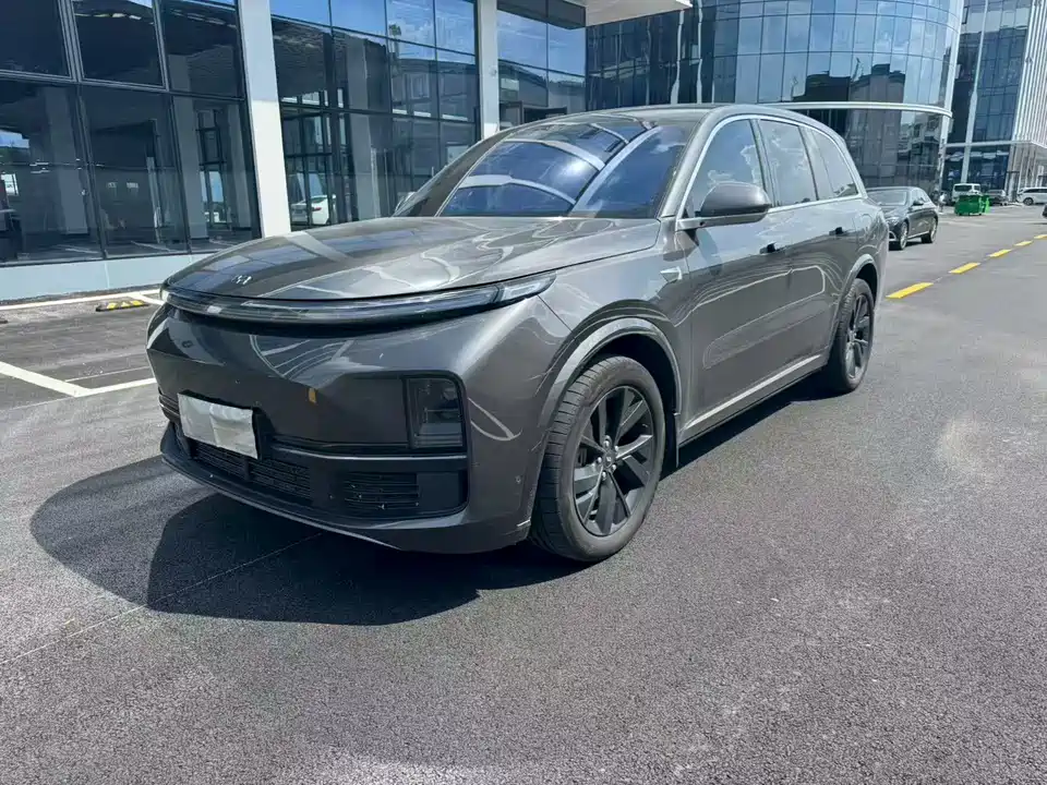 Li Auto Ideal L8