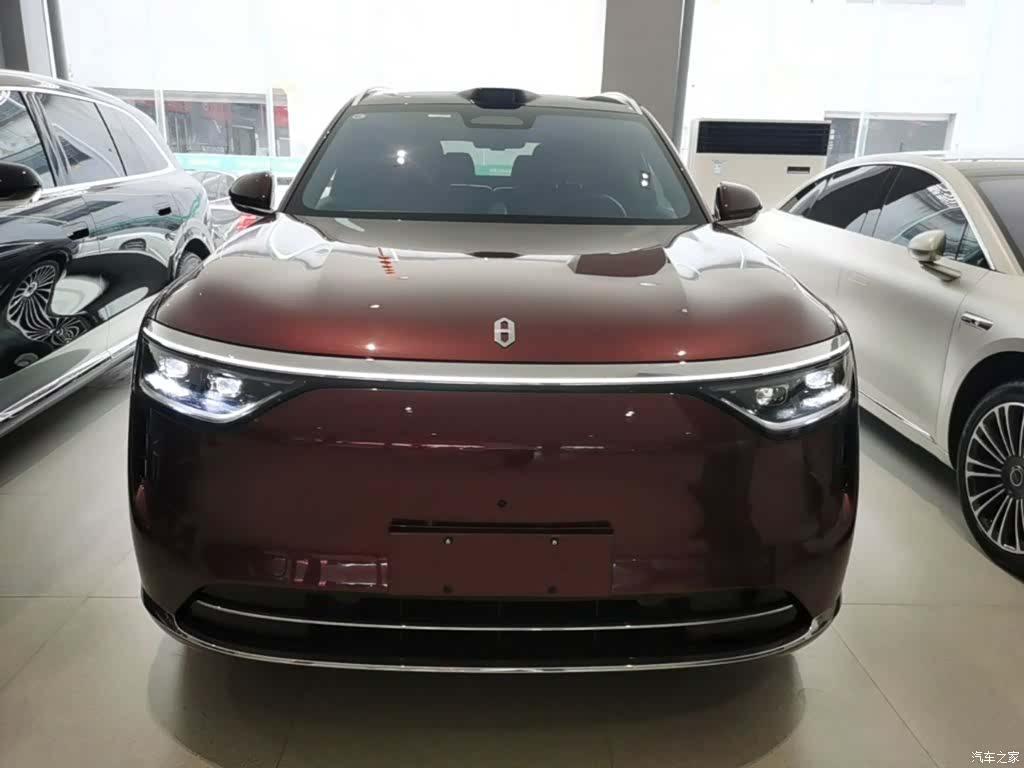 AITO M8, 2025 3