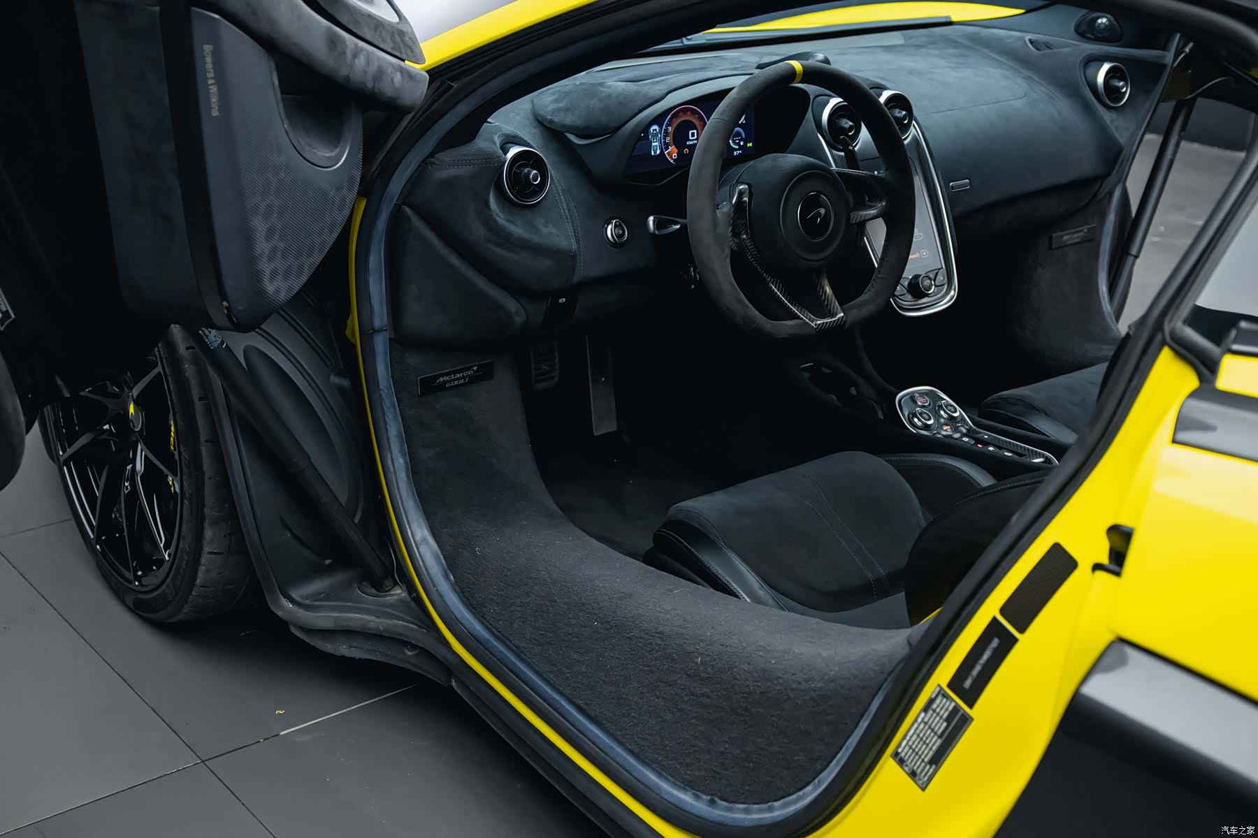 McLaren 600LT, 2019 15