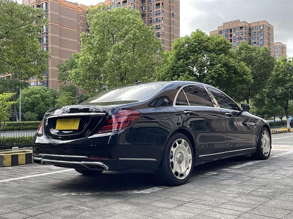 Mercedes-Benz S-class Mercedes-Benz S-class