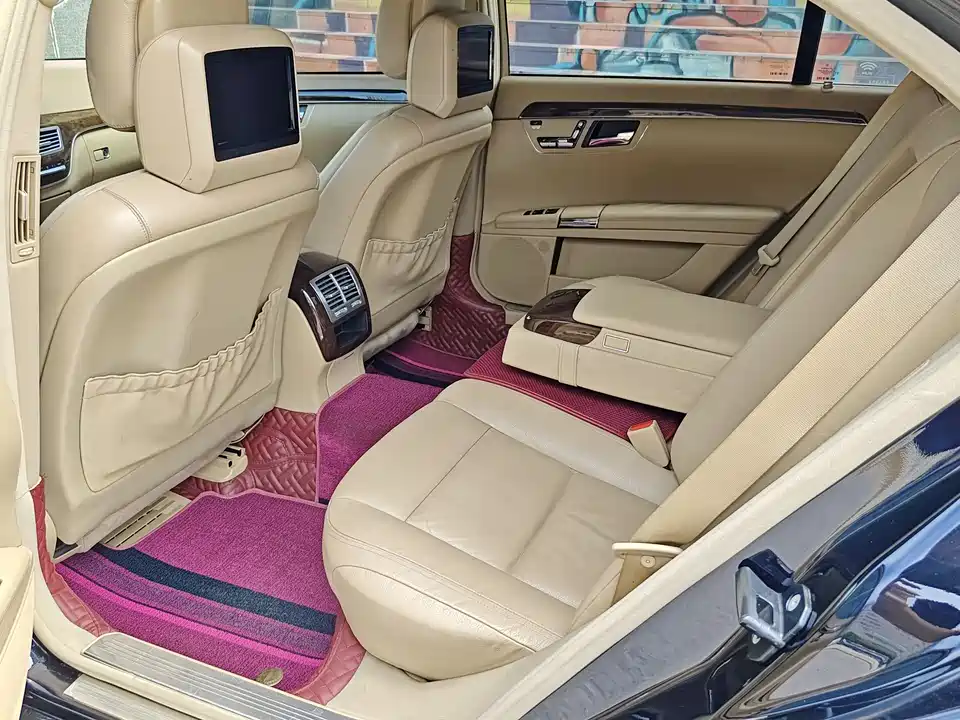 Mercedes-Benz S-class Mercedes-Benz S-class