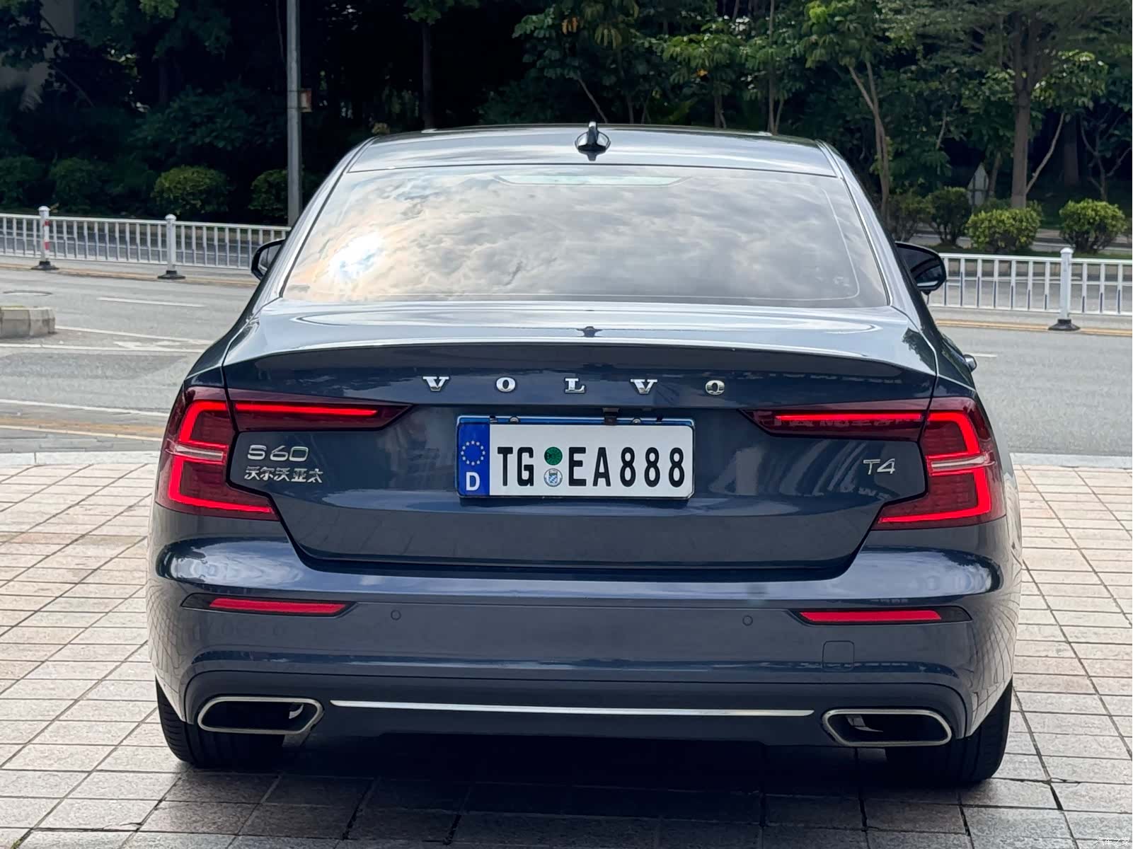 Volvo S60, 2021 все фото