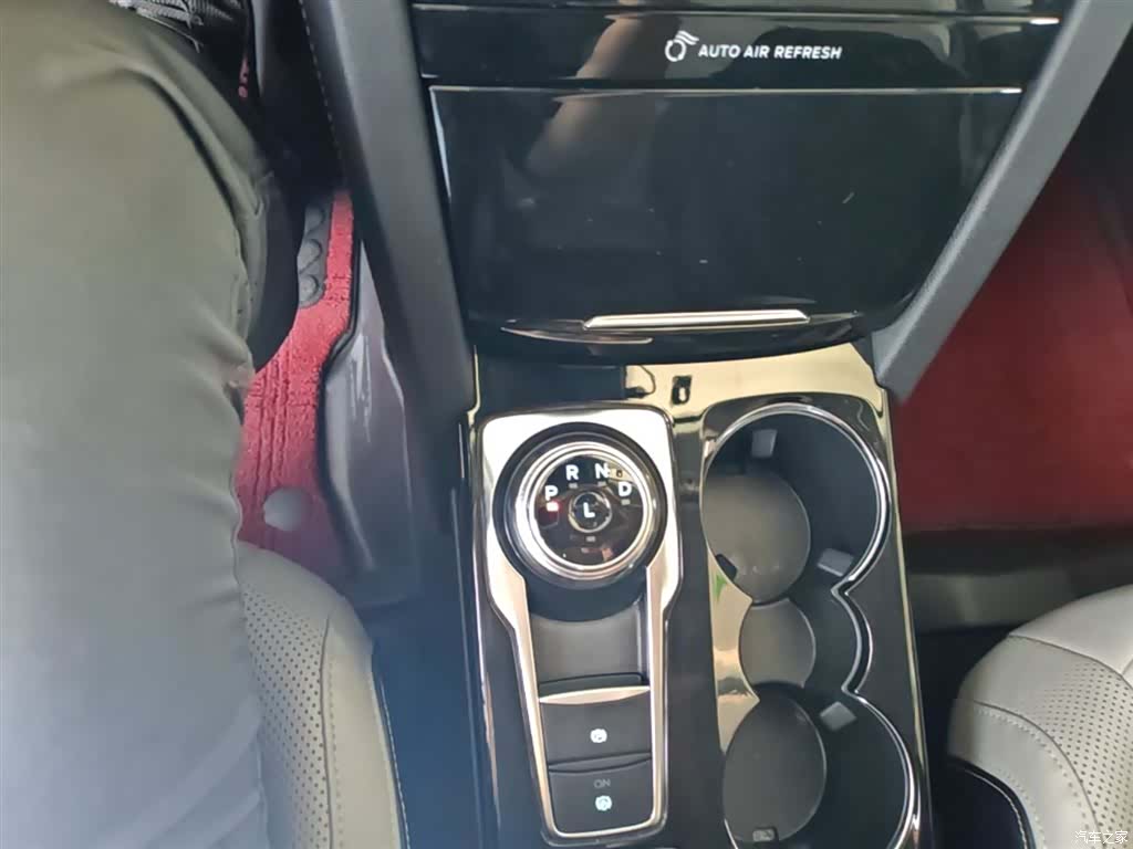 Ford Escape, 2023 14