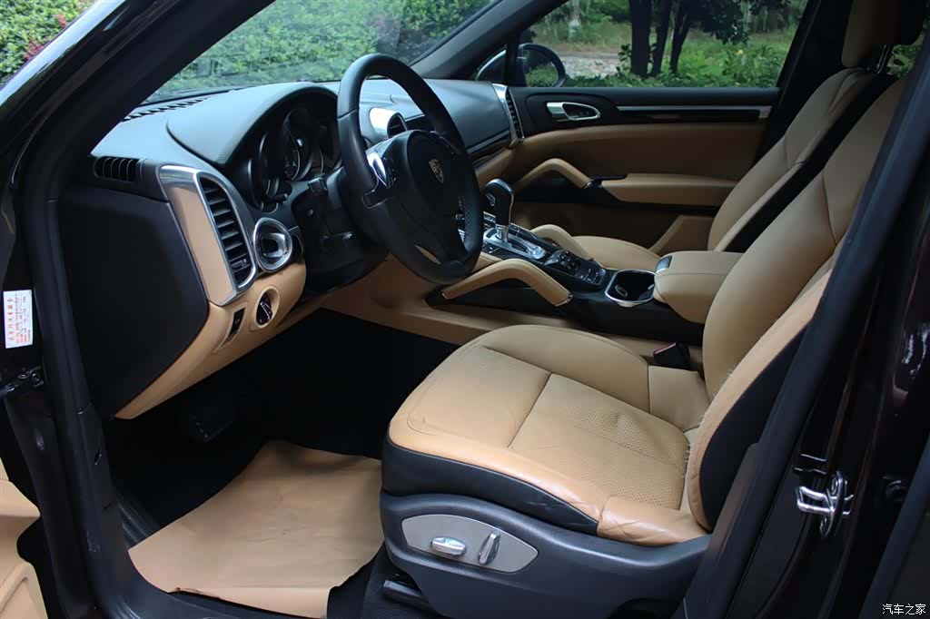 Porsche Cayenne, 2014 8
