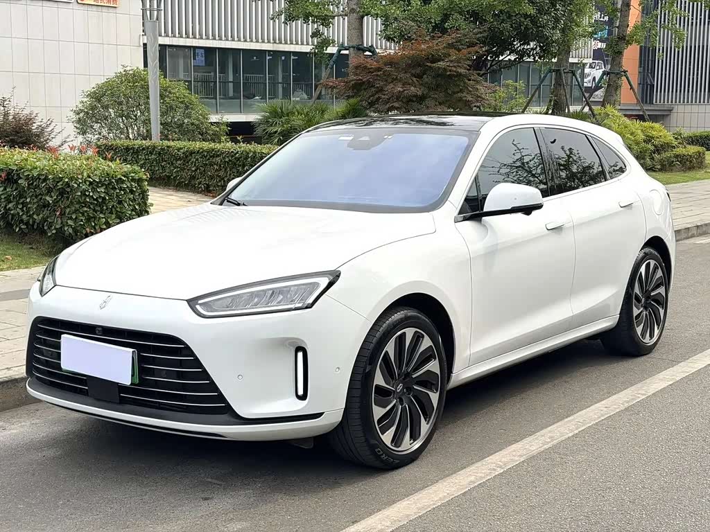 AITO M5