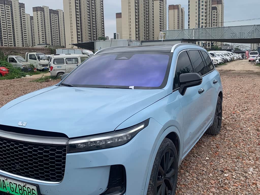 Li Auto ONE