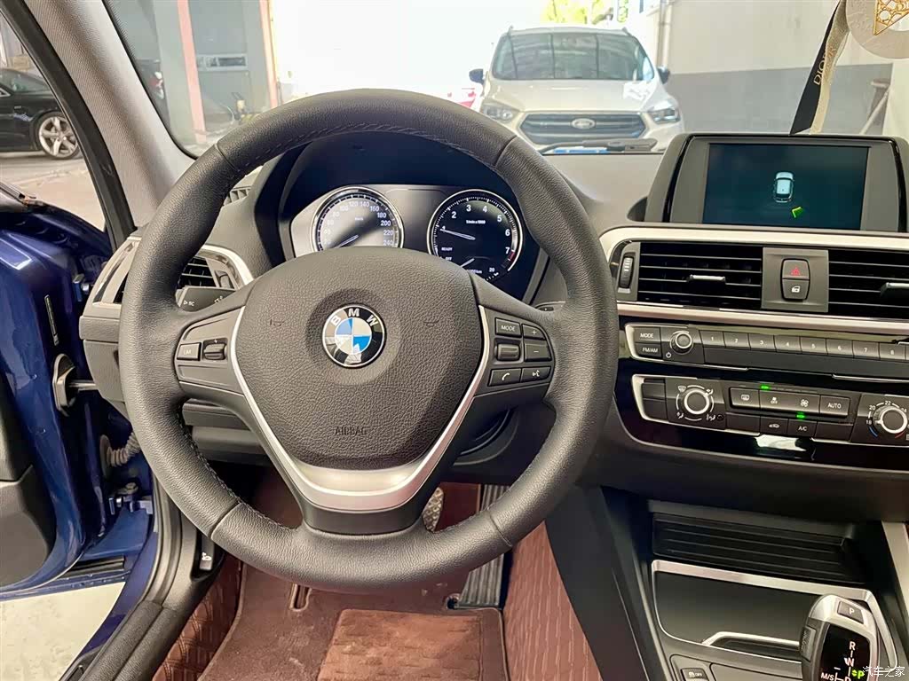 BMW 1 Series, 2019 11