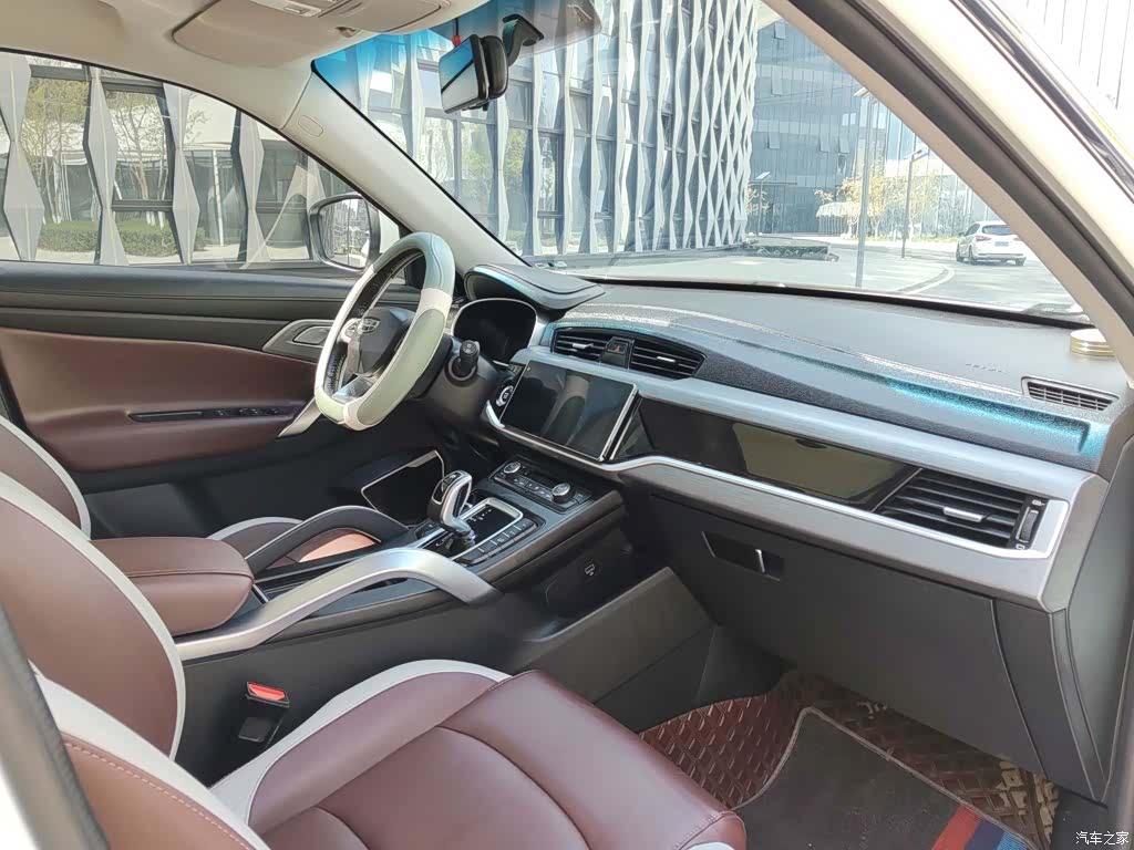 Geely Boyue, 2022 12
