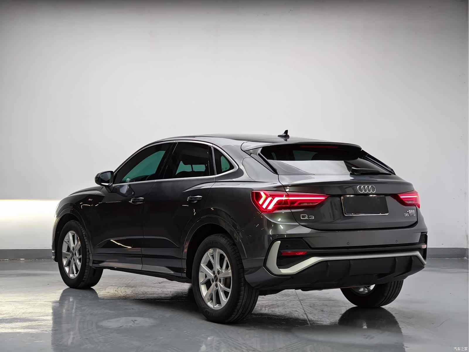 Audi Q3, 2023 7