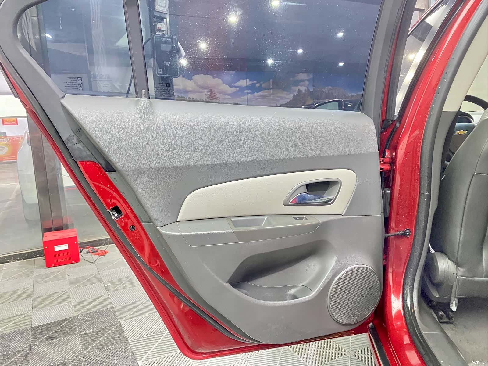 Chevrolet SL, 2012 12