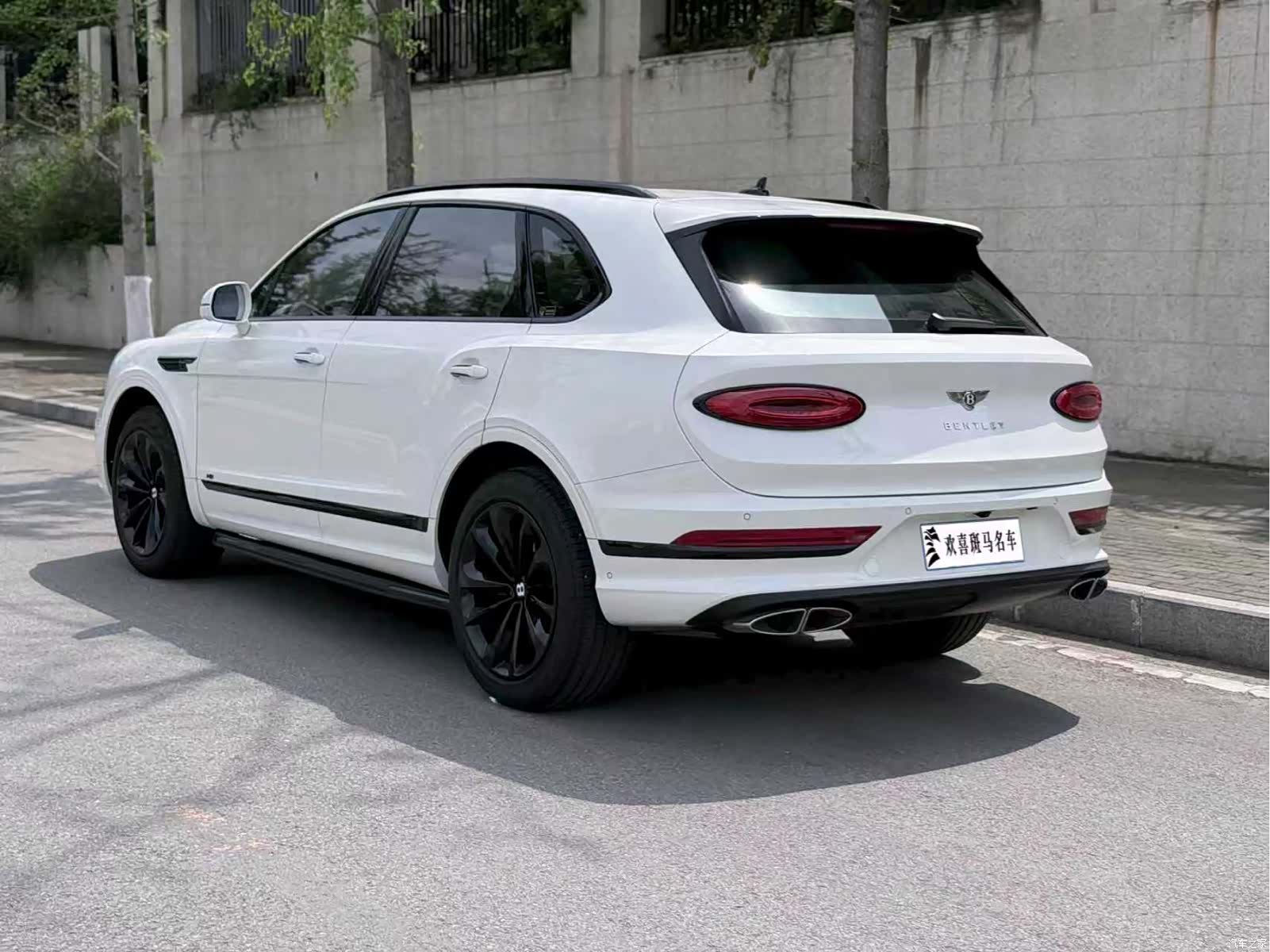 Bentley Bentayga, 2022 2