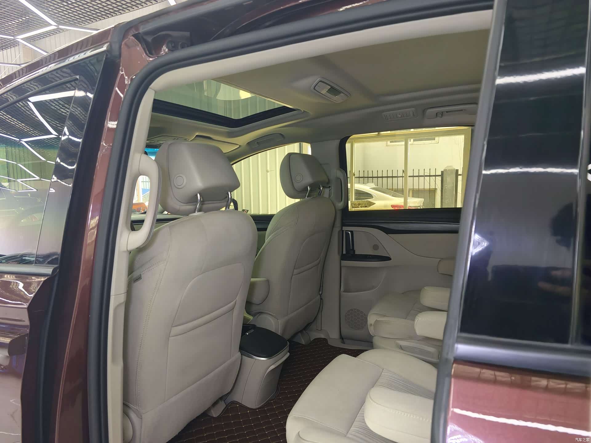 Buick GL8, 2021 13