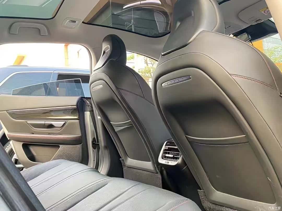 Xpeng P7, 2020 все фото