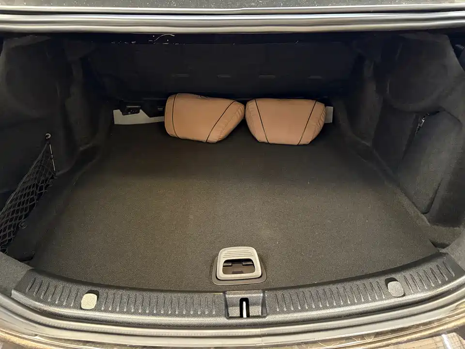 Mercedes-Benz E-class Mercedes-Benz E-class