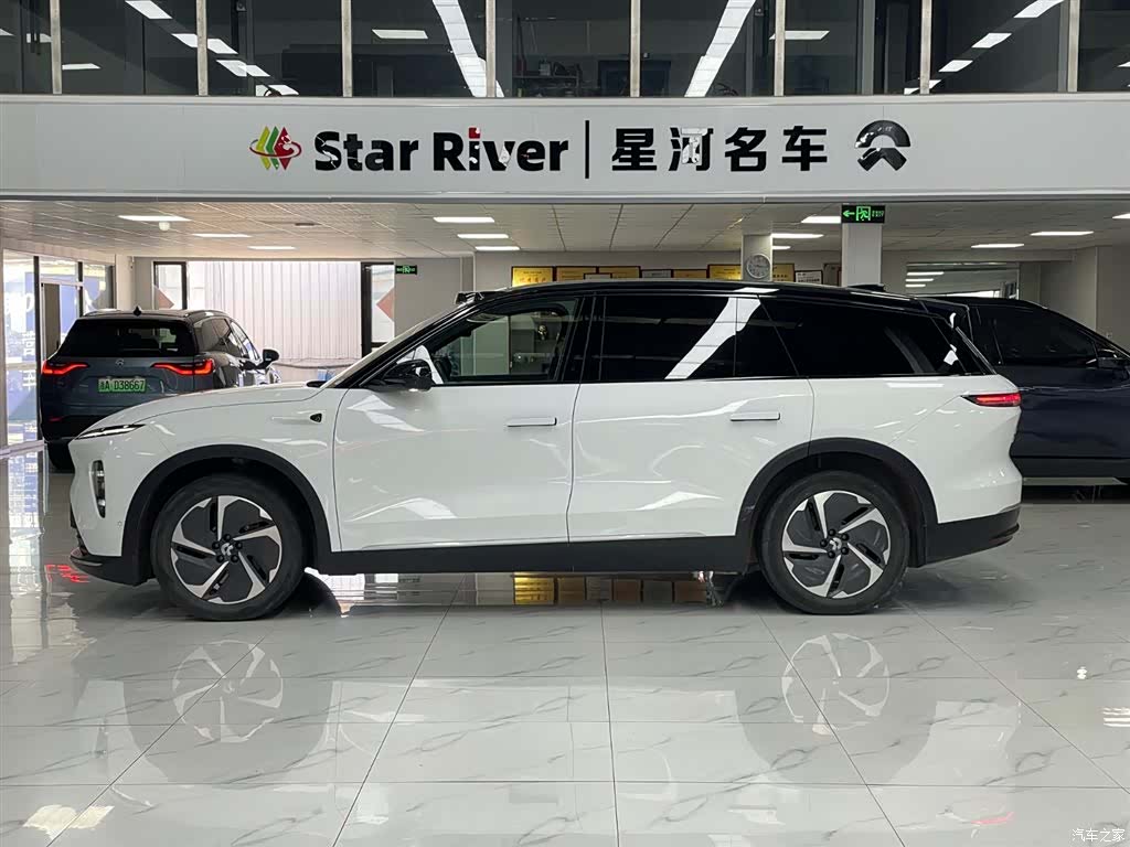 NIO ES8, 2023 4