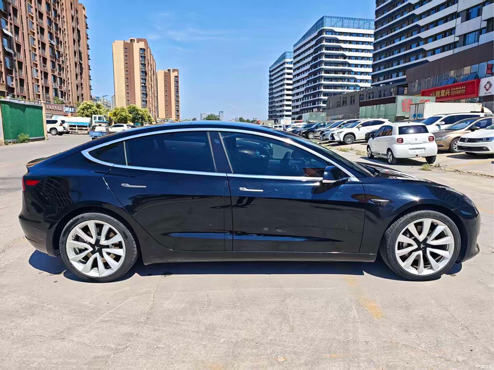 Tesla Model 3, 2020 все фото
