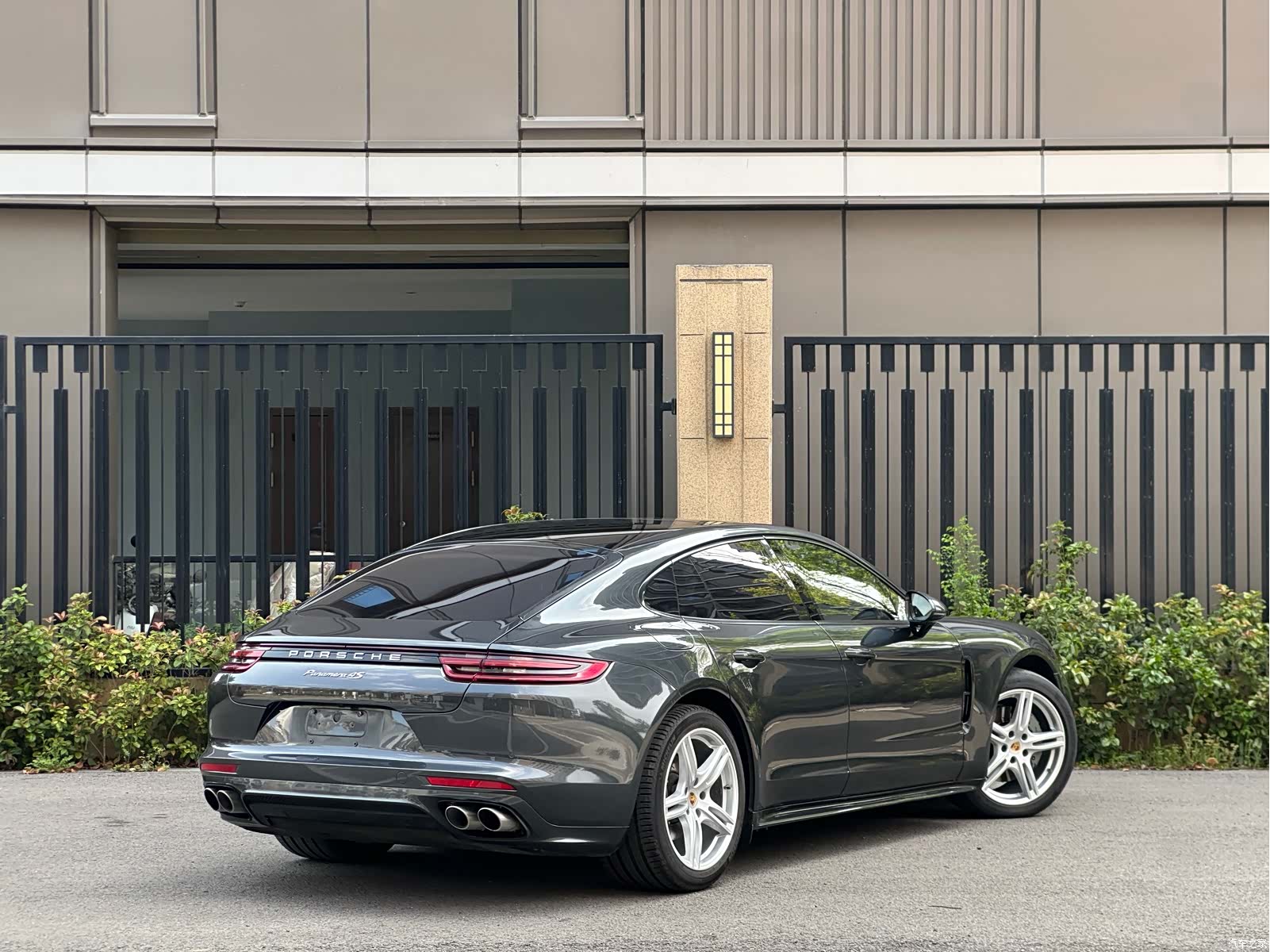 Porsche Panamera, 2018 4