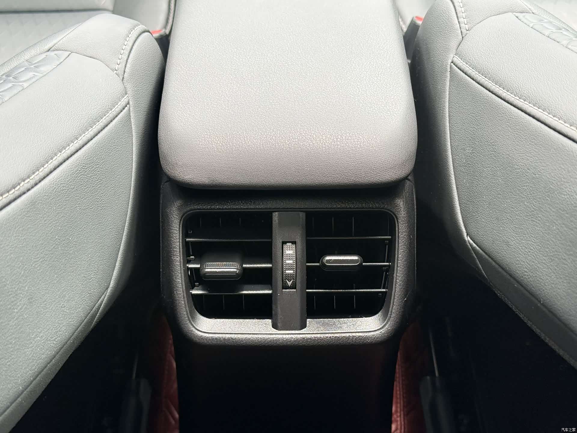 Lexus UX, 2022 17