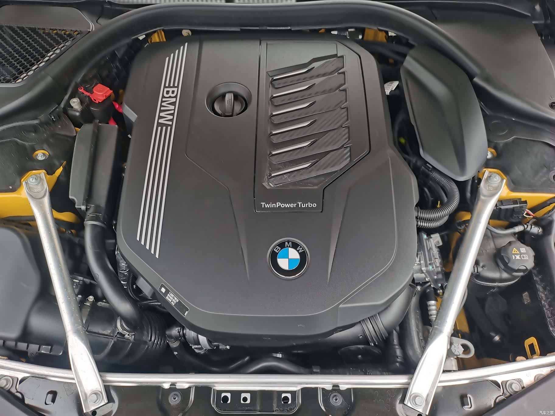 BMW 8 Series, 2025 31