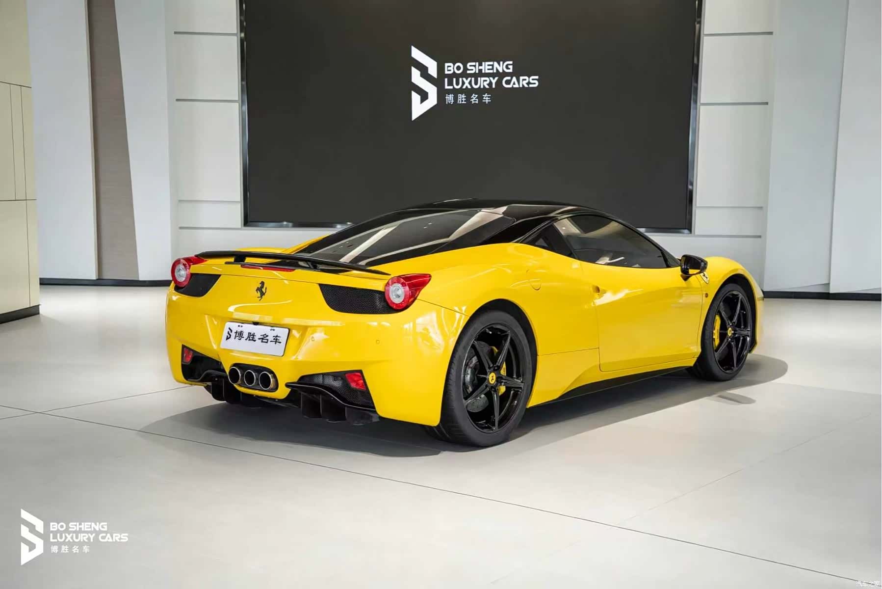 Ferrari 458, 2012 8