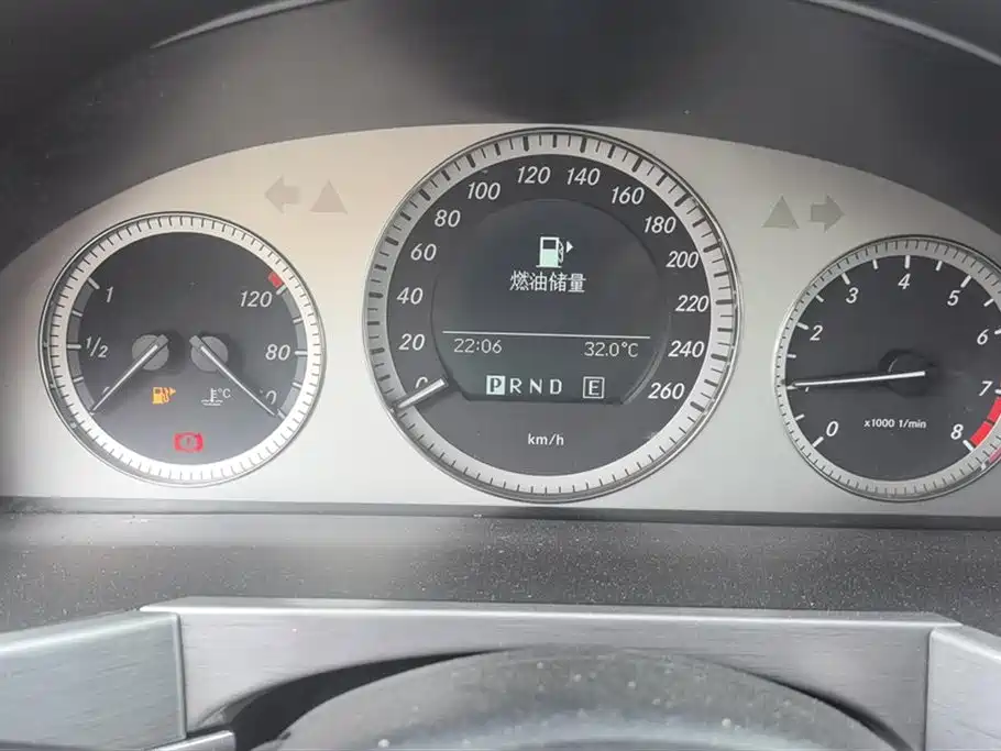 Mercedes-Benz GLK grade