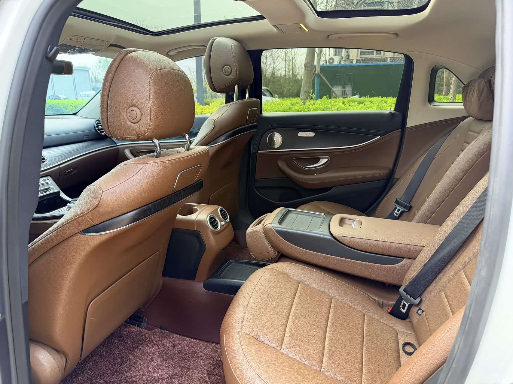 Mercedes-Benz E-Class, 2019 7