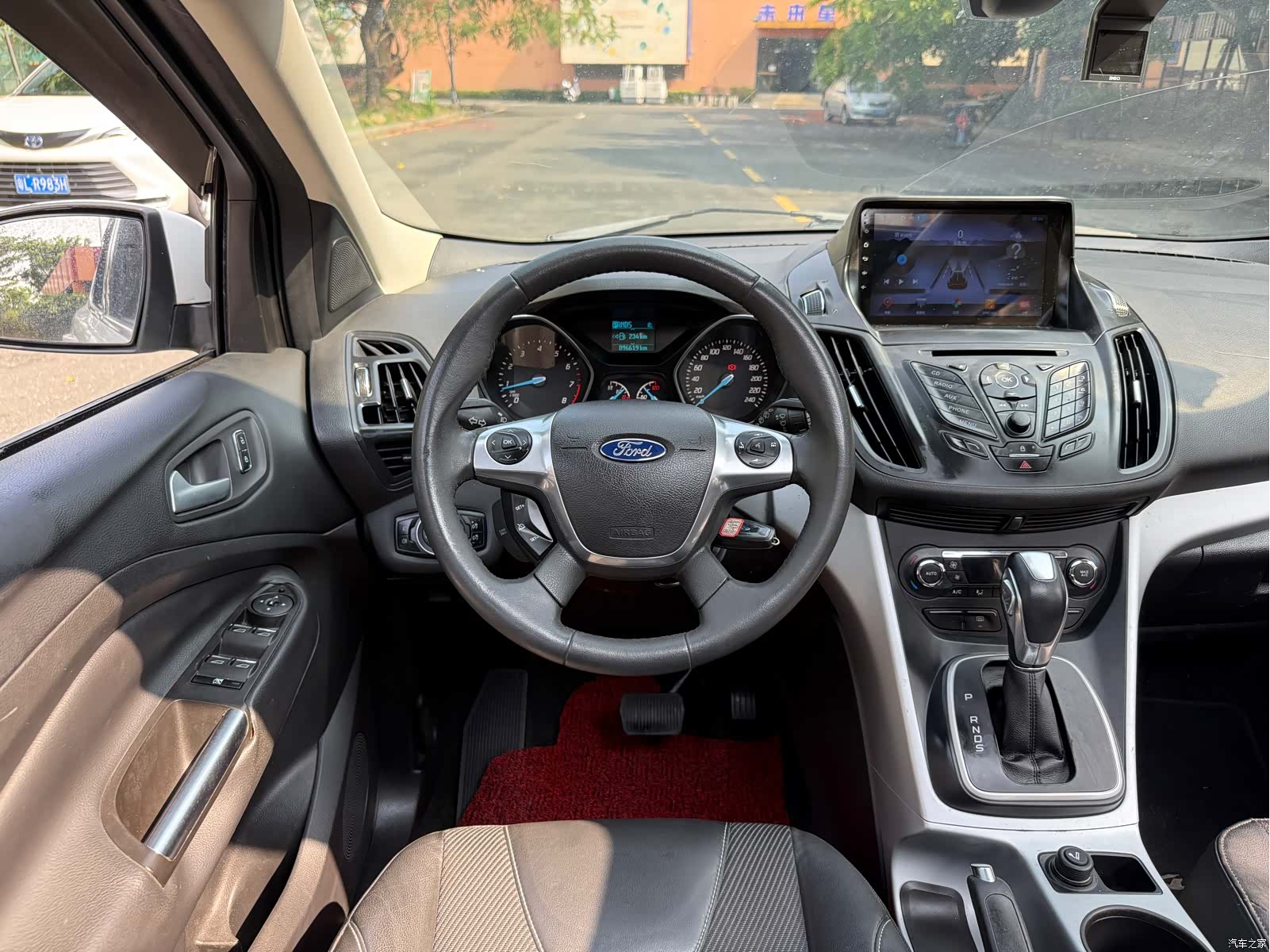 Ford Kuga, 2016 14