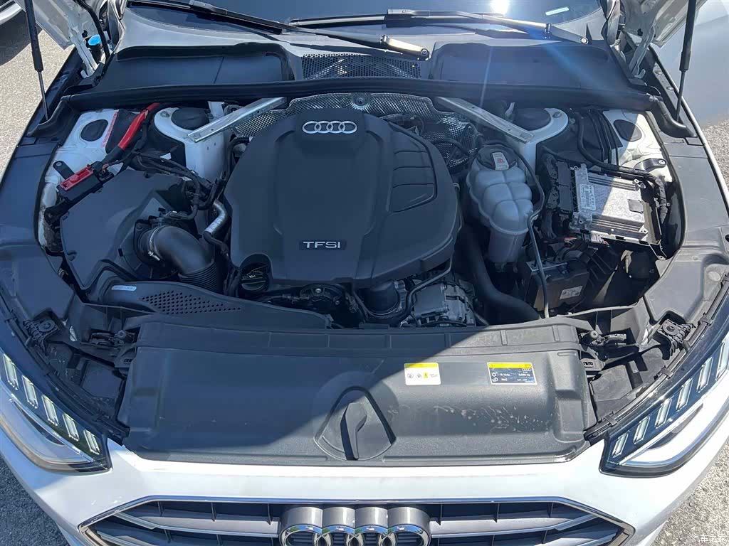Audi A4L, 2022 17