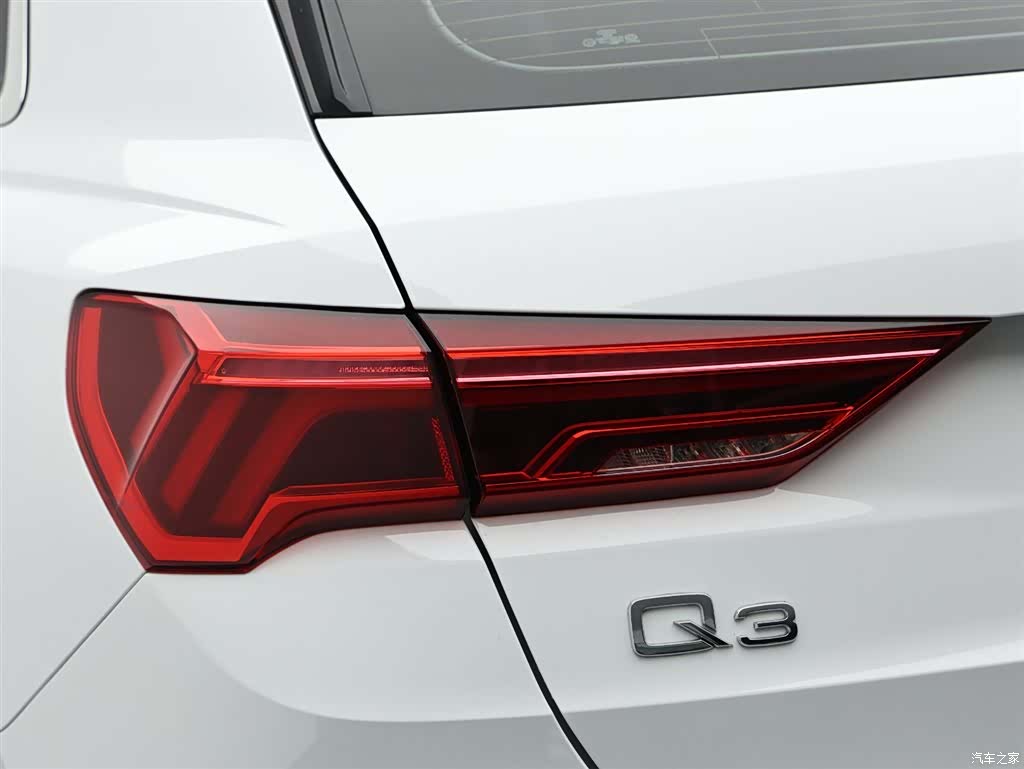 Audi Q3, 2022 7