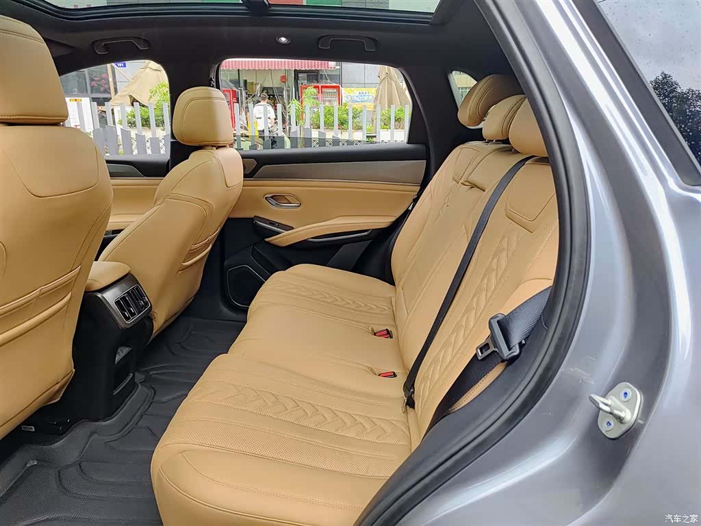 BYD Song, 2024 8