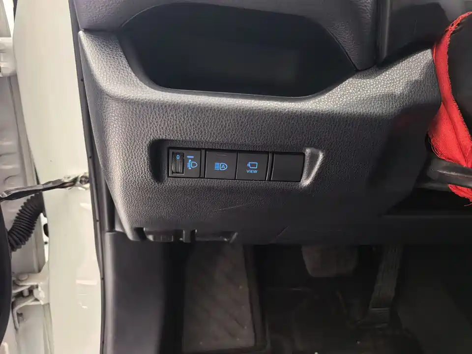 Toyota RAV4 Rongfang